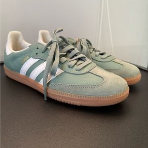NWT Adidas Samba OG Silver Green